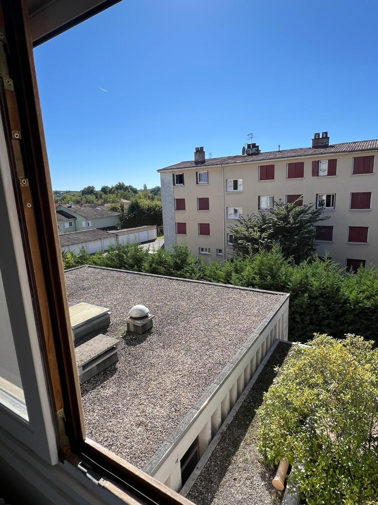Appartement Chaleureux Pour Un Sejour Confortable 부르앙브레스 외부 사진